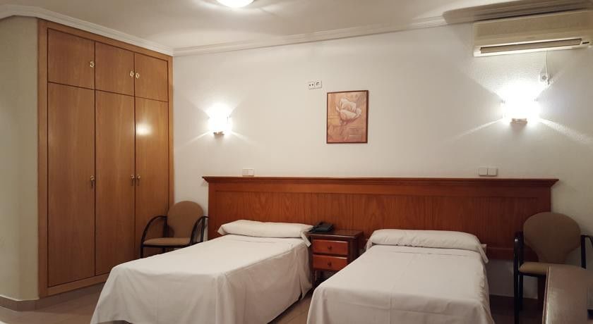 Hotel Victoria Валдеморо Екстериор снимка